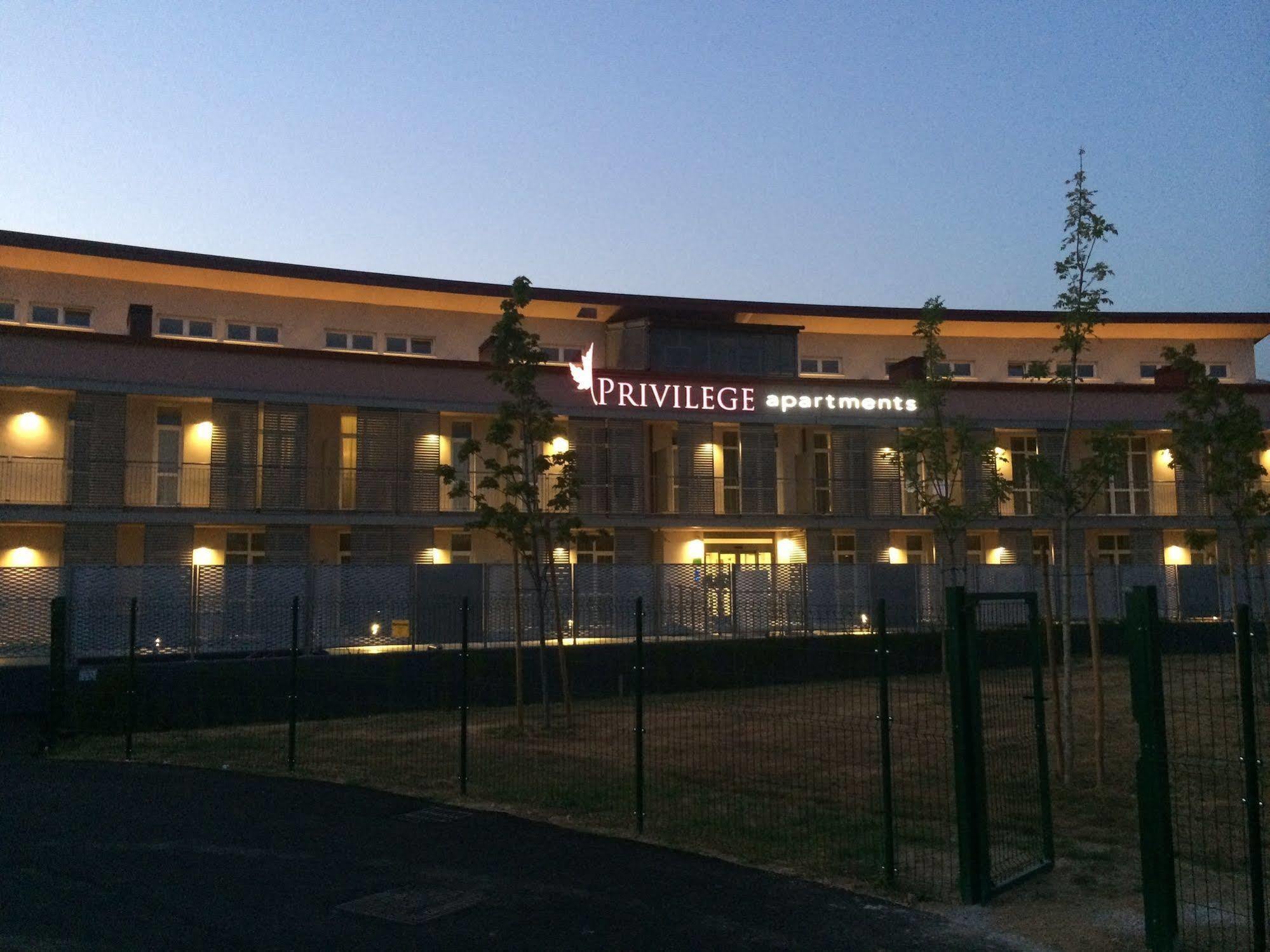 Privilege Apartments Vimercate Buitenkant foto