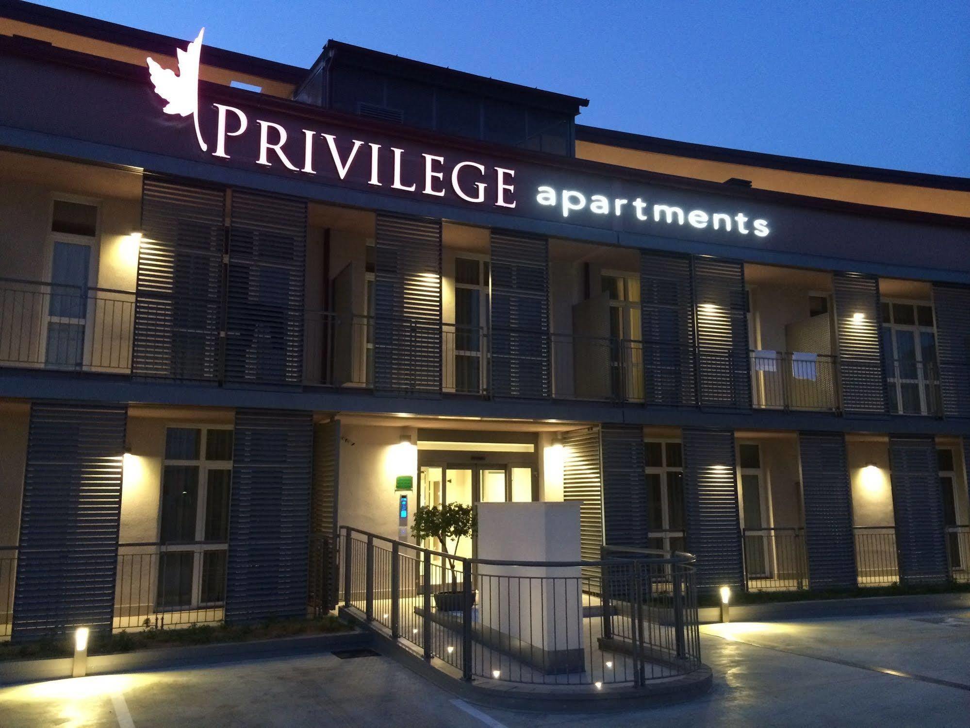 Privilege Apartments Vimercate Buitenkant foto